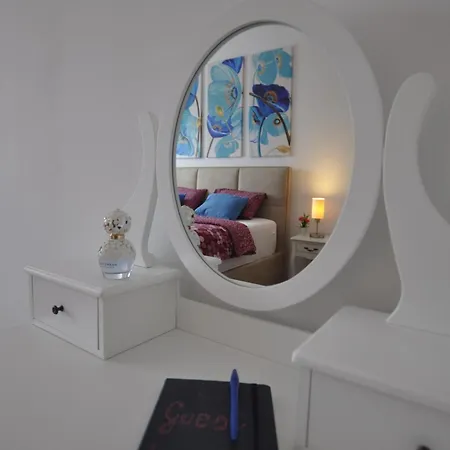 Miadoro Apartment