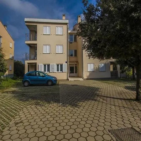 Miadoro Apartment